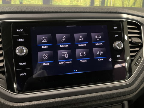 Volkswagen T-Roc Cabrio 1.5 TSI R-Line | Cruise Control | Stoelverwarming | Stuurwielverwarming | Apple carplay | Android Auto | Lichtmetaal |