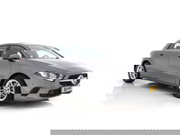 Mercedes-Benz A-Klasse - 180 Advantage Style-Pack (INCL-BTW) Aut. *WIDESCREEN-DIGI-COCKPIT | LEATHER-MICROFIBRE | CAMERA | NAVI-FULLMAP | ECC | PDC | CRUISE | CARPLAY | HEATED-SPORTSEATS | CARBON-INLAY | DAB | SHIFT-PADDLES | 16"ALU*