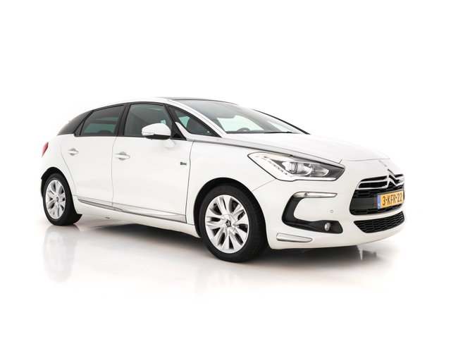 Citroën DS5 - 2.0 Hybrid4 Business Executive Aut. *PANO | TWO-TONE-LEATHER | MEMORY-PACK | NAVI-FULLMAP | XENON | KEYLESS | CAMERA | HEAD-UP | MASSAGE-SEAT | CRUISE | SPORT-SEATS | 17"ALU*