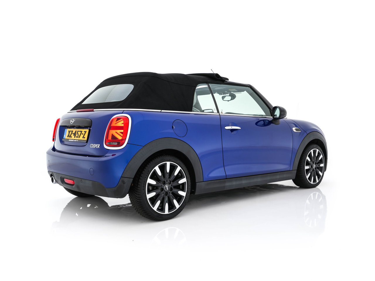 MINI Cooper Cabrio