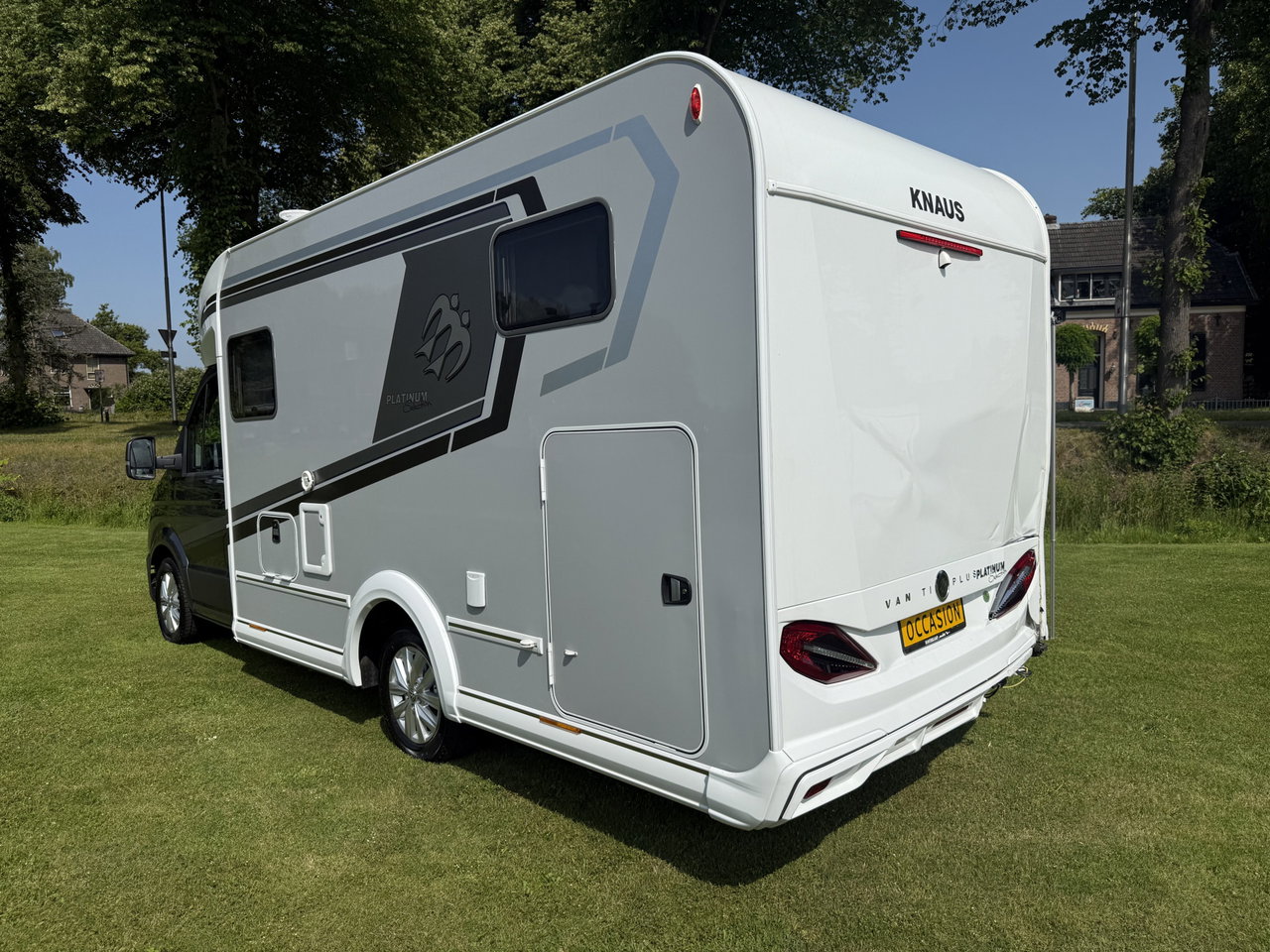 Knaus 640 MEG Van Ti Plus Platinum