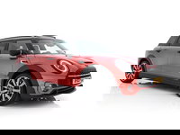 MINI Clubman - Mini 2.0 Cooper S ALL4 Premier Plus JCW (INCL-BTW) Aut * PANO | LEATHER | FULL-LED | HEATED-SPORTSEATS | DIGI-COCKPIT | AMBIENT-LIGHT | PRIVACY-GLASS | HEAD-UP | PDC | CAMERA | DAB  | KEYLESS | TOWBAR | 18"ALU*