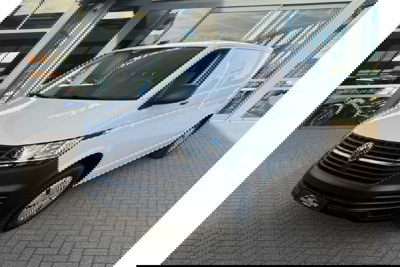 Volkswagen Transporter 2.0 TDI L1H1 BMT COMORT AIRCO 3 ZITPL CARPLAY PDC