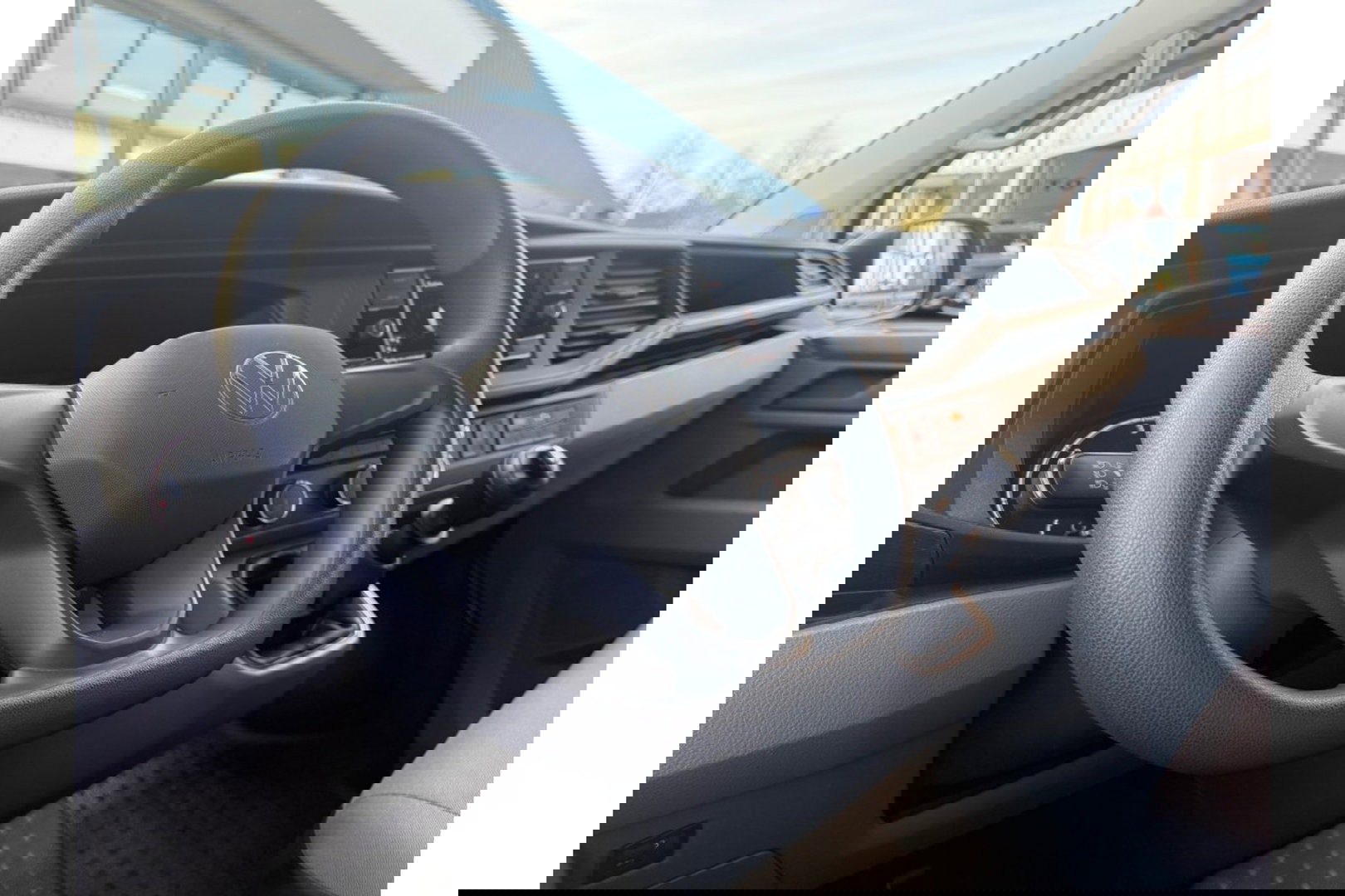 Volkswagen Transporter 2.0 TDI L1H1 BMT COMORT AIRCO 3 ZITPL CARPLAY PDC