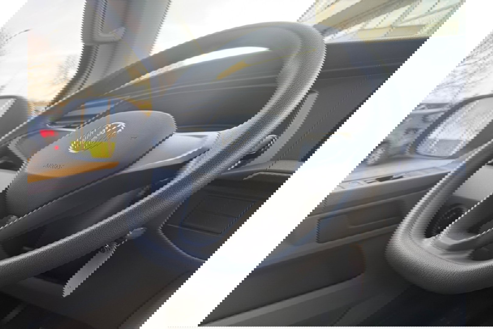 Volkswagen Transporter 2.0 TDI L1H1 BMT COMORT AIRCO 3 ZITPL CARPLAY PDC