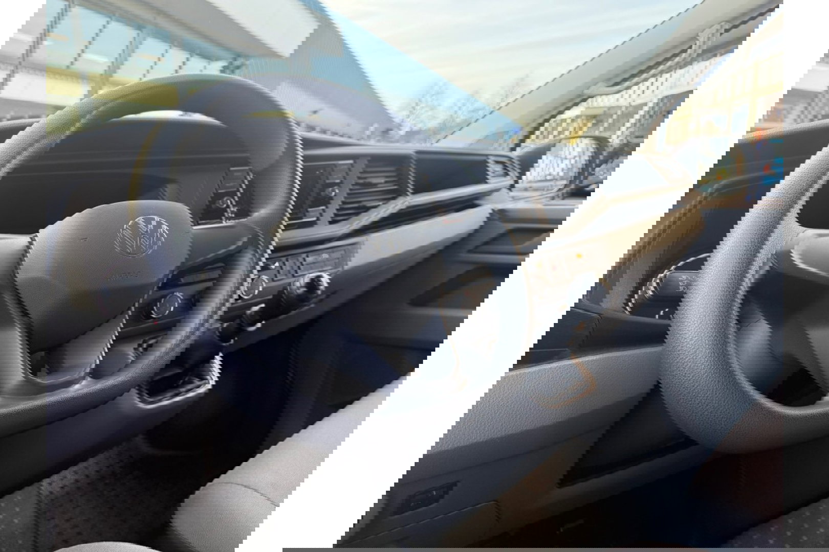 Volkswagen Transporter 2.0 TDI L1H1 BMT COMORT AIRCO 3 ZITPL CARPLAY PDC