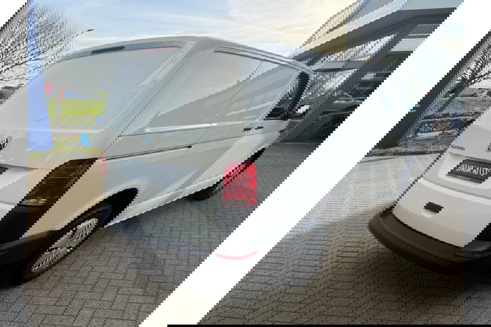 Volkswagen Transporter 2.0 TDI L1H1 BMT COMORT AIRCO 3 ZITPL CARPLAY PDC