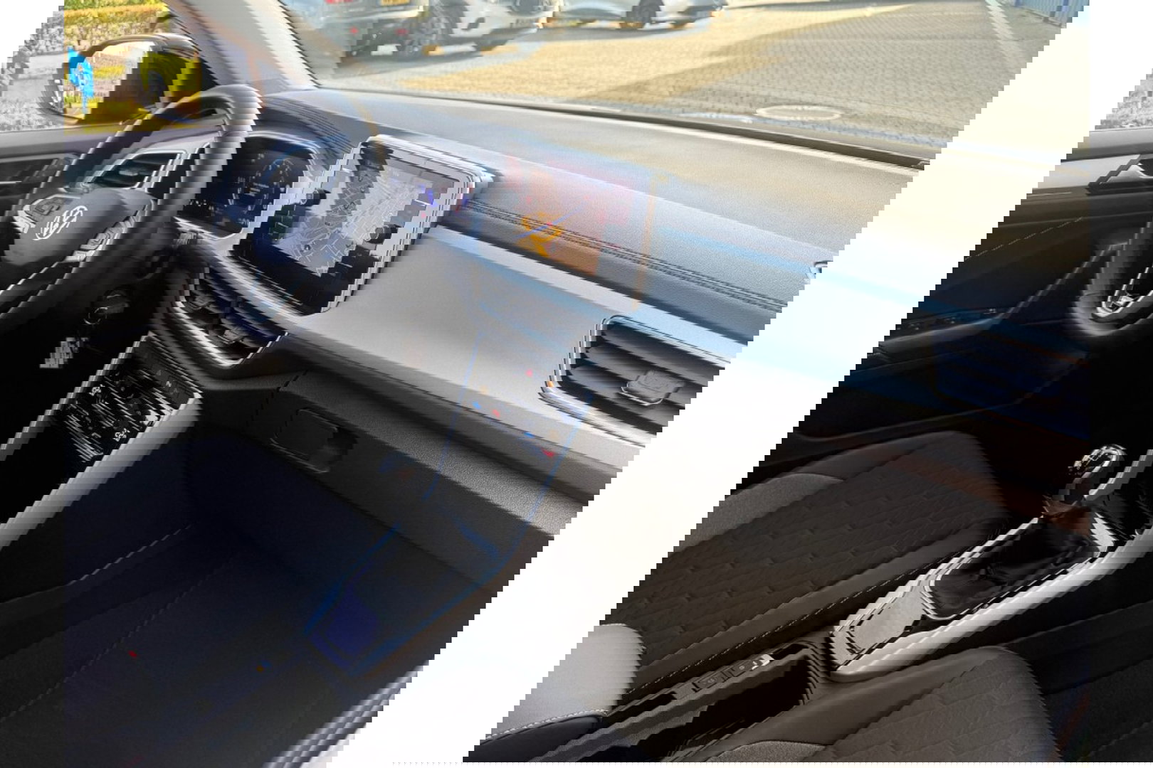 Volkswagen T-Roc 1.0 TSI GOAL EDITION AIRCO LMV PDC NAVI STOELVW ADAPTIVECRUISE