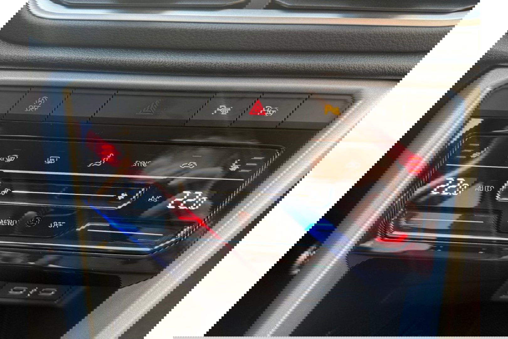 Volkswagen T-Roc 1.0 TSI GOAL EDITION AIRCO LMV PDC NAVI STOELVW ADAPTIVECRUISE