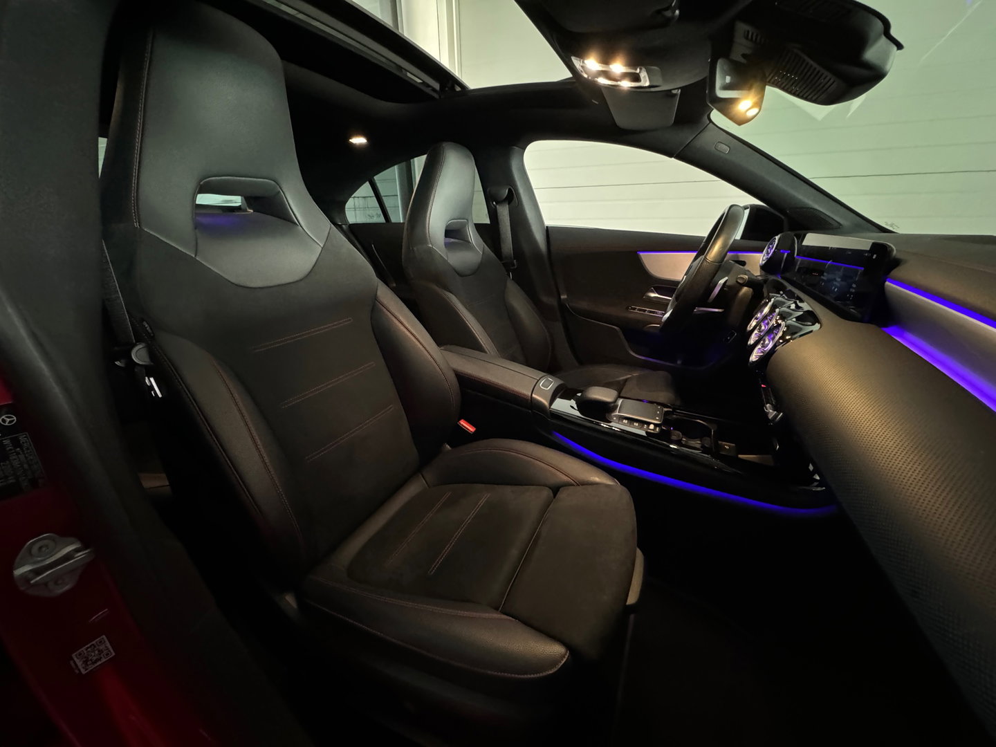 Mercedes-Benz CLA-Klasse 250 e AMG Pano|Memory|Sfeer|NL Auto