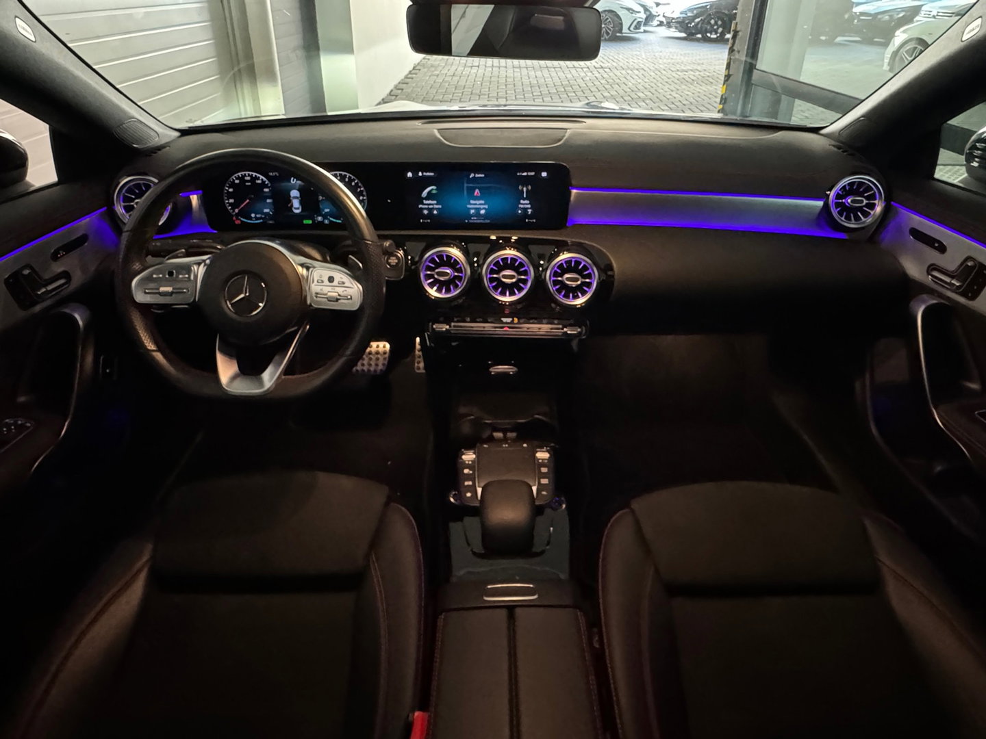 Mercedes-Benz CLA-Klasse 250 e AMG Pano|Memory|Sfeer|NL Auto