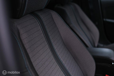 Peugeot 208 1.2 PureTech Allure Automaat | Camera | DAB | NAP NL auto | Rijklaar incl beurt |
