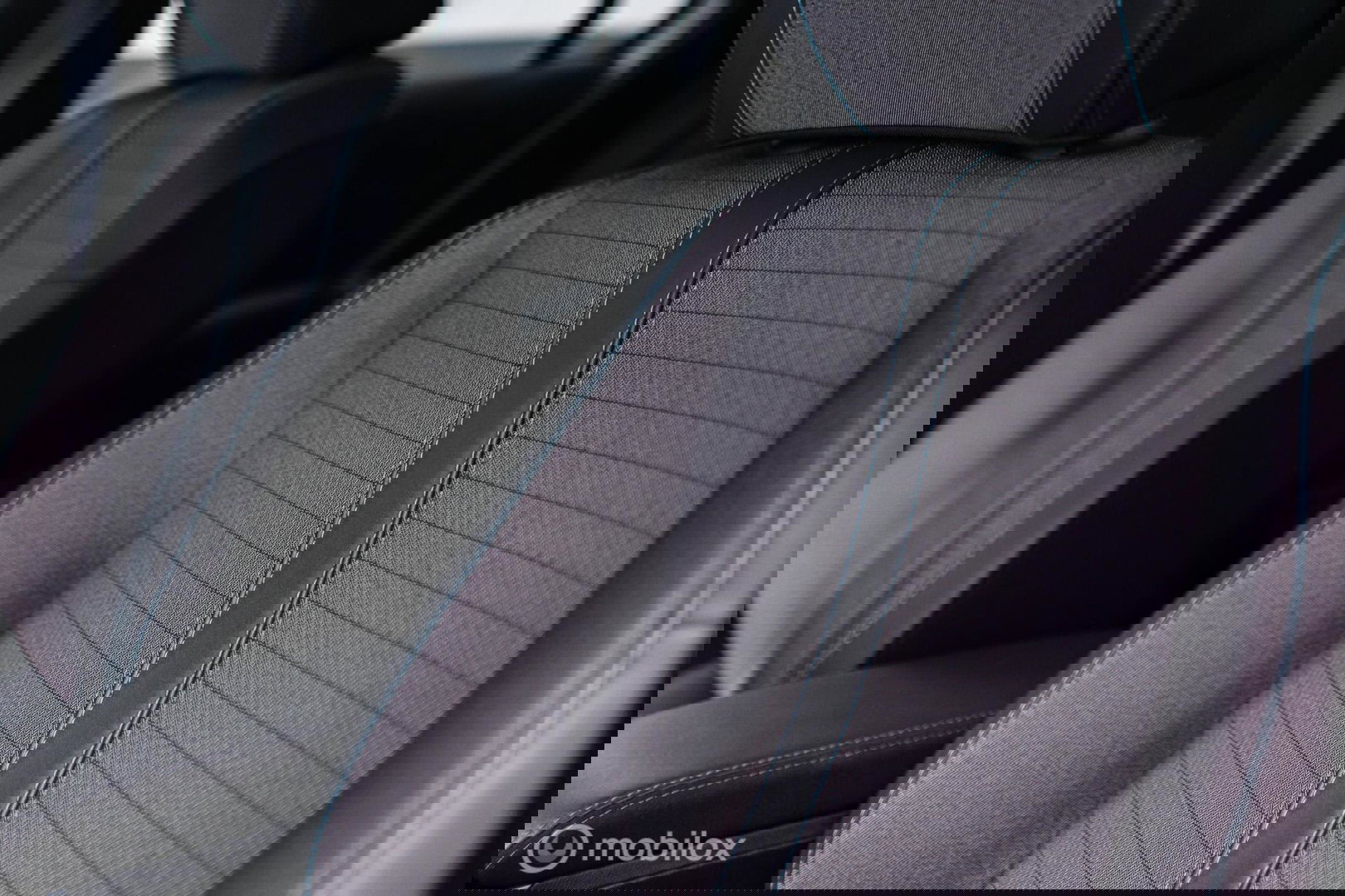 Peugeot 208 1.2 PureTech Allure Automaat | Camera | DAB | NAP NL auto | Rijklaar incl beurt |