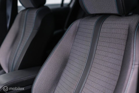 Peugeot 208 1.2 PureTech Allure Automaat | Camera | DAB | NAP NL auto | Rijklaar incl beurt |