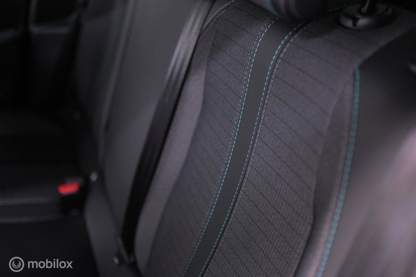 Peugeot 208 1.2 PureTech Allure Automaat | Camera | DAB | NAP NL auto | Rijklaar incl beurt |