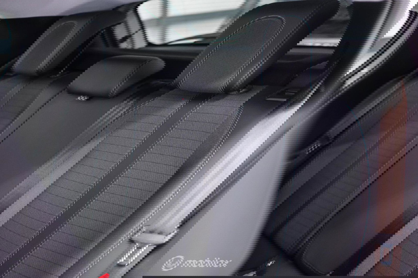 Peugeot 208 1.2 PureTech Allure Automaat | Camera | DAB | NAP NL auto | Rijklaar incl beurt |