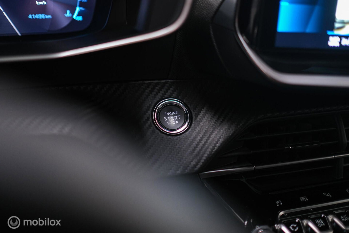 Peugeot 208 1.2 PureTech Allure Automaat | Camera | DAB | NAP NL auto | Rijklaar incl beurt |