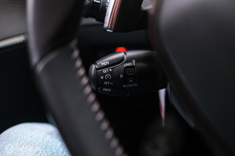 Peugeot 208 1.2 PureTech Allure Automaat | Camera | DAB | NAP NL auto | Rijklaar incl beurt |