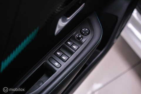 Peugeot 208 1.2 PureTech Allure Automaat | Camera | DAB | NAP NL auto | Rijklaar incl beurt |