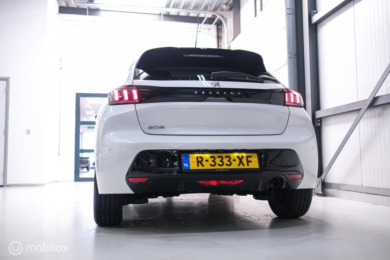 Peugeot 208 1.2 PureTech Allure Automaat | Camera | DAB | NAP NL auto | Rijklaar incl beurt |