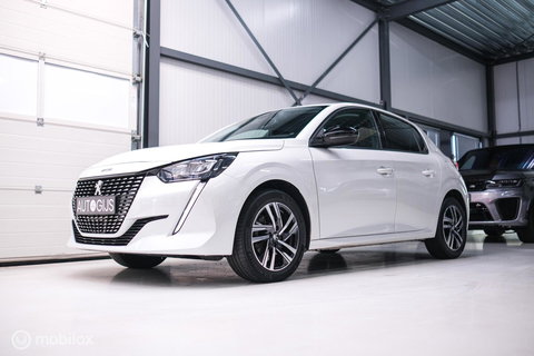 Peugeot 208 1.2 PureTech Allure Automaat | Camera | DAB | NAP NL auto | Rijklaar incl beurt |