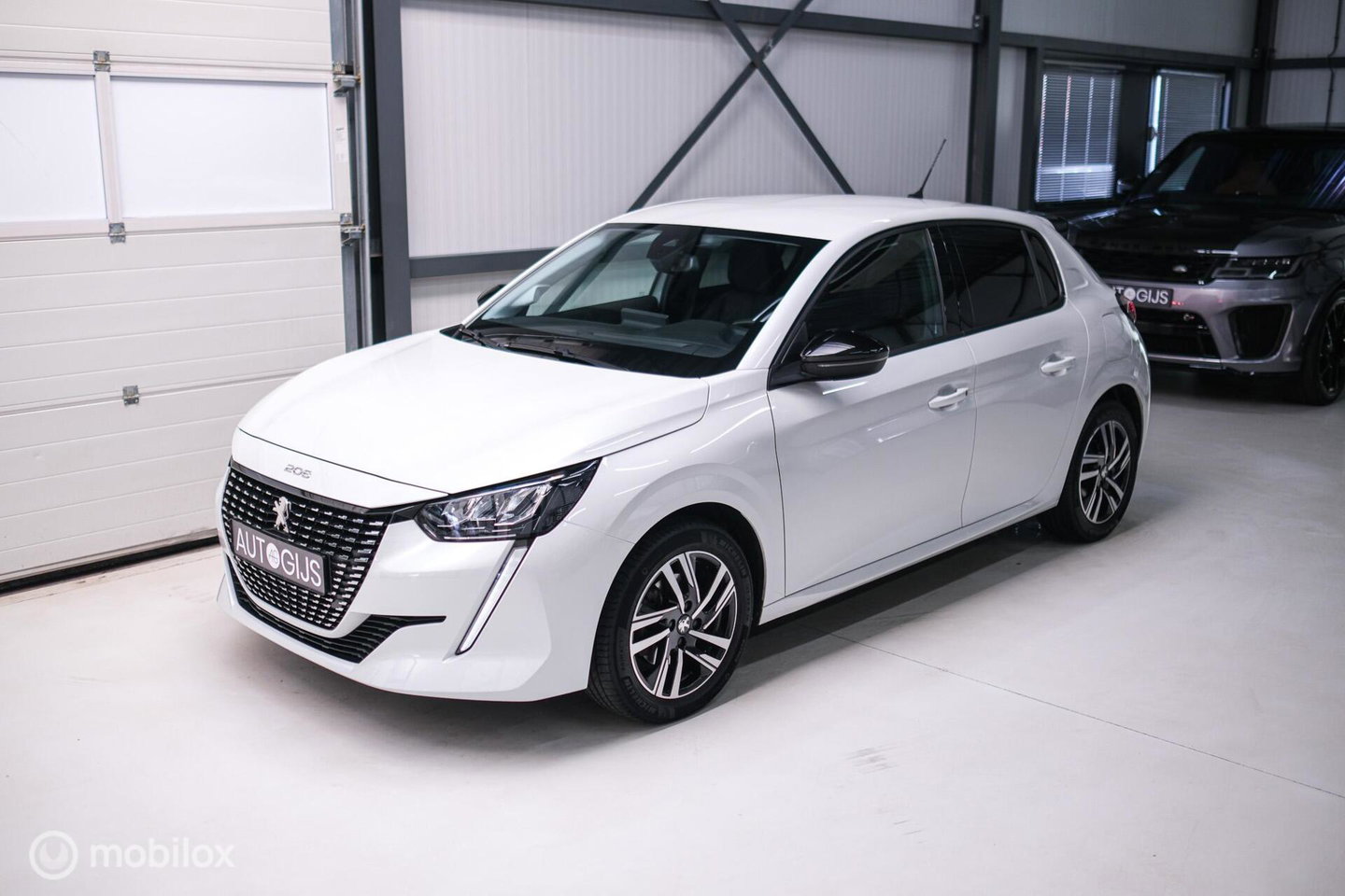 Peugeot 208 1.2 PureTech Allure Automaat | Camera | DAB | NAP NL auto | Rijklaar incl beurt |