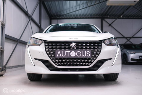 Peugeot 208 1.2 PureTech Allure Automaat | Camera | DAB | NAP NL auto | Rijklaar incl beurt |