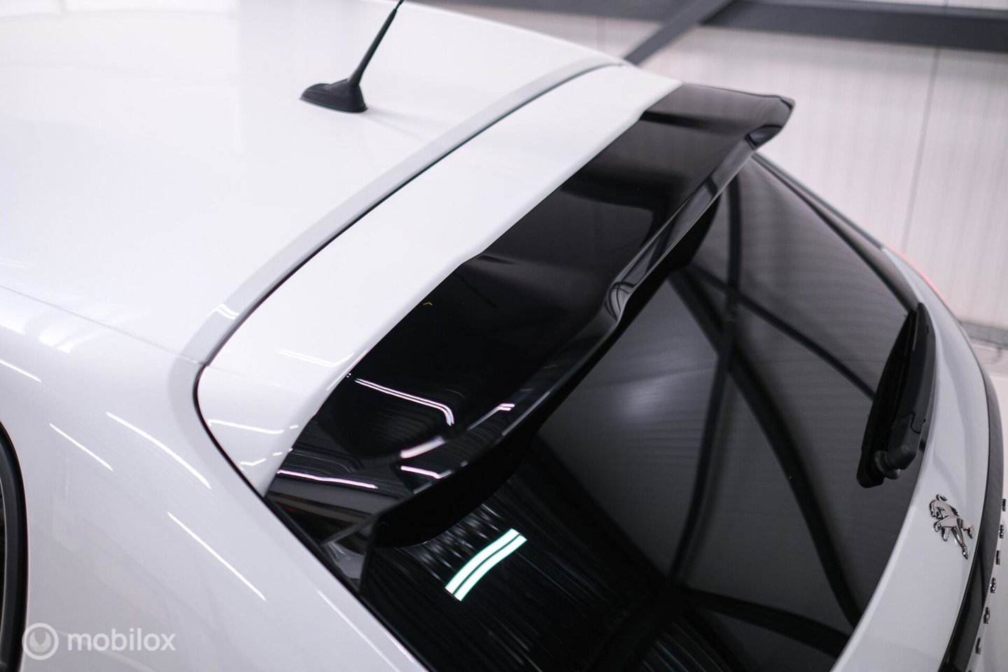 Peugeot 208 1.2 PureTech Allure Automaat | Camera | DAB | NAP NL auto | Rijklaar incl beurt |