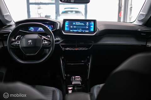Peugeot 208 1.2 PureTech Allure Automaat | Camera | DAB | NAP NL auto | Rijklaar incl beurt |