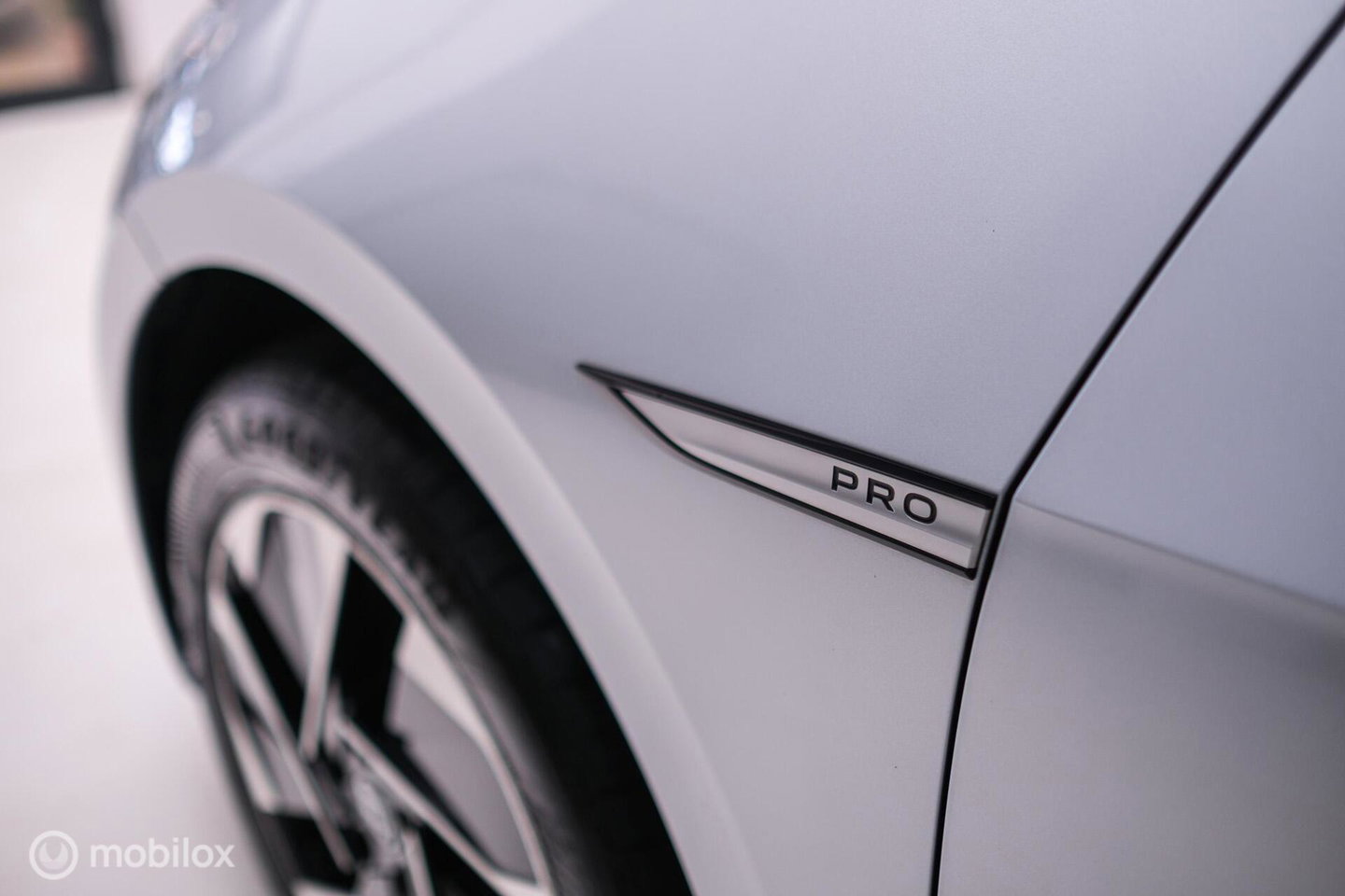 Volkswagen ID.3 Pro 58 kWh | SOH 93% | Stoel + stuur verwarming | NAP NL auto | PDC | DAB | rijklaarprijs |