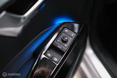 Volkswagen ID.3 Pro 58 kWh | SOH 93% | Stoel + stuur verwarming | NAP NL auto | PDC | DAB | rijklaarprijs |
