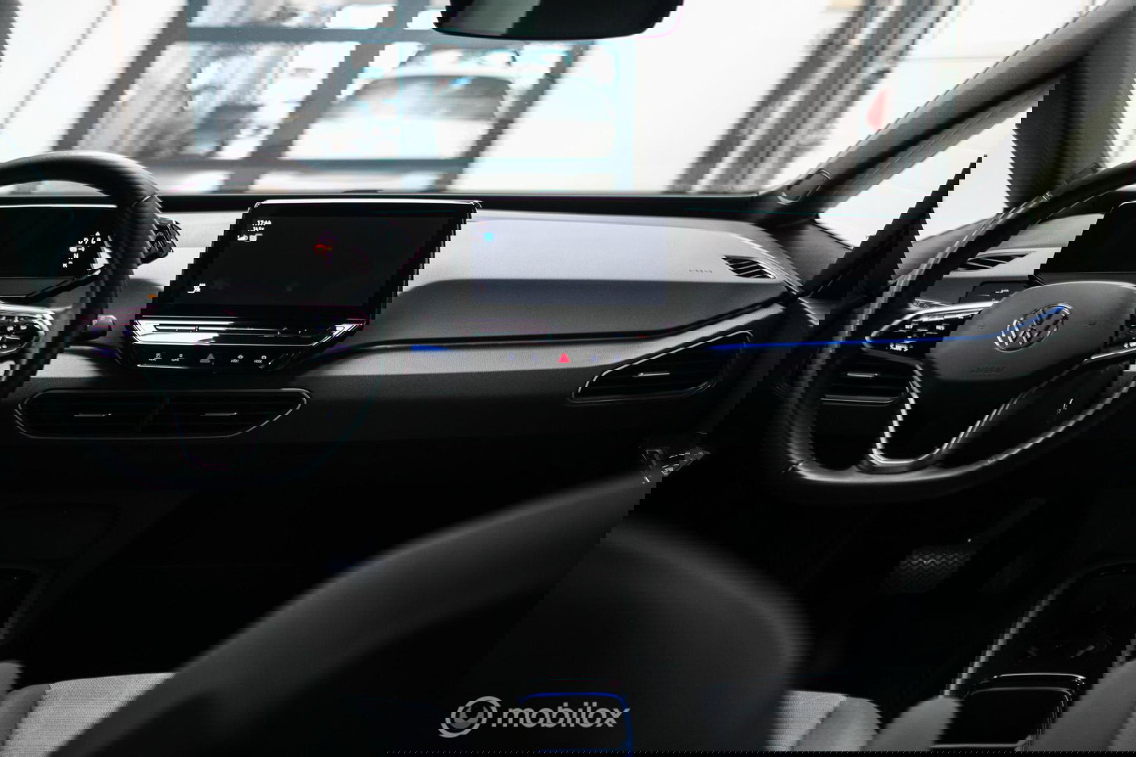 Volkswagen ID.3 Pro 58 kWh | SOH 93% | Stoel + stuur verwarming | NAP NL auto | PDC | DAB | rijklaarprijs |