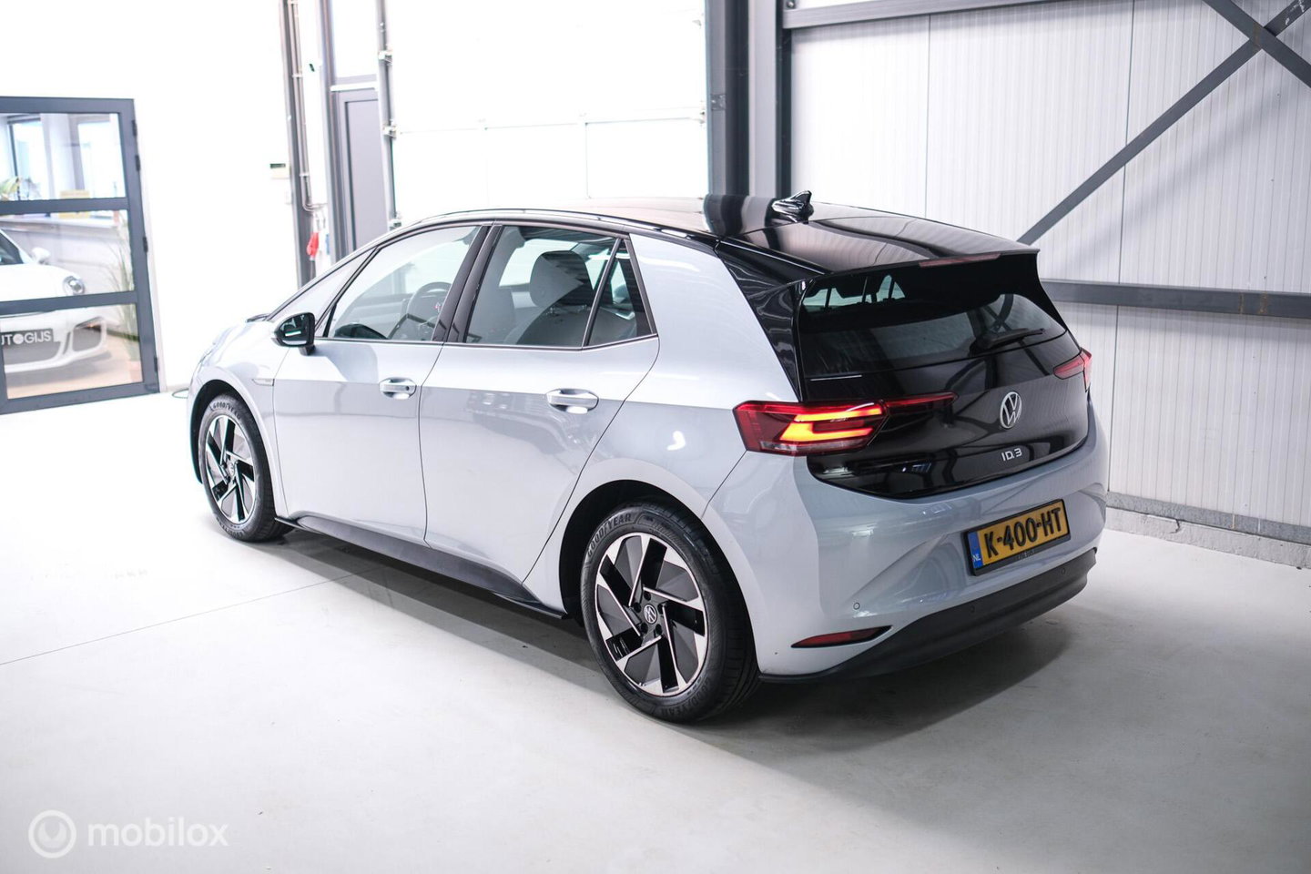 Volkswagen ID.3 Pro 58 kWh | SOH 93% | Stoel + stuur verwarming | NAP NL auto | PDC | DAB | rijklaarprijs |