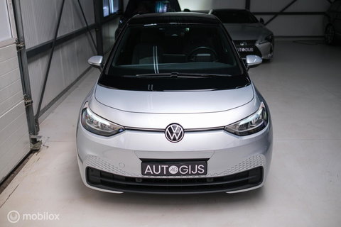 Volkswagen ID.3 Pro 58 kWh | SOH 93% | Stoel + stuur verwarming | NAP NL auto | PDC | DAB | rijklaarprijs |