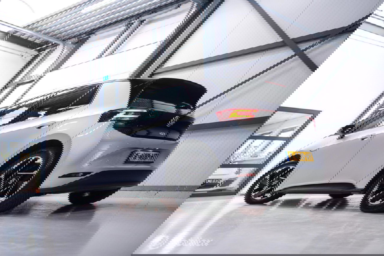 Volkswagen ID.3 Pro 58 kWh | SOH 93% | Stoel + stuur verwarming | NAP NL auto | PDC | DAB | rijklaarprijs |