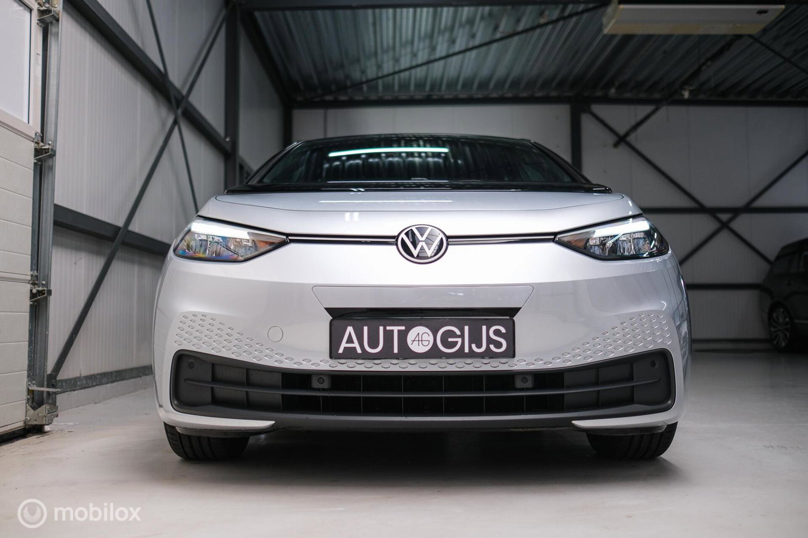 Volkswagen ID.3 Pro 58 kWh | SOH 93% | Stoel + stuur verwarming | NAP NL auto | PDC | DAB | rijklaarprijs |