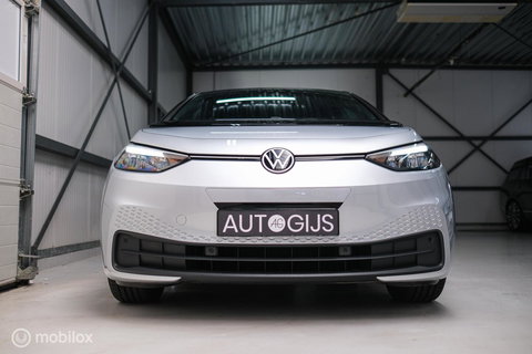 Volkswagen ID.3 Pro 58 kWh | SOH 93% | Stoel + stuur verwarming | NAP NL auto | PDC | DAB | rijklaarprijs |