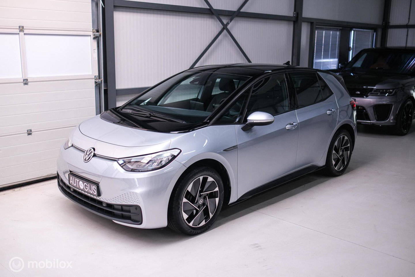 Volkswagen ID.3 Pro 58 kWh | SOH 93% | Stoel + stuur verwarming | NAP NL auto | PDC | DAB | rijklaarprijs |