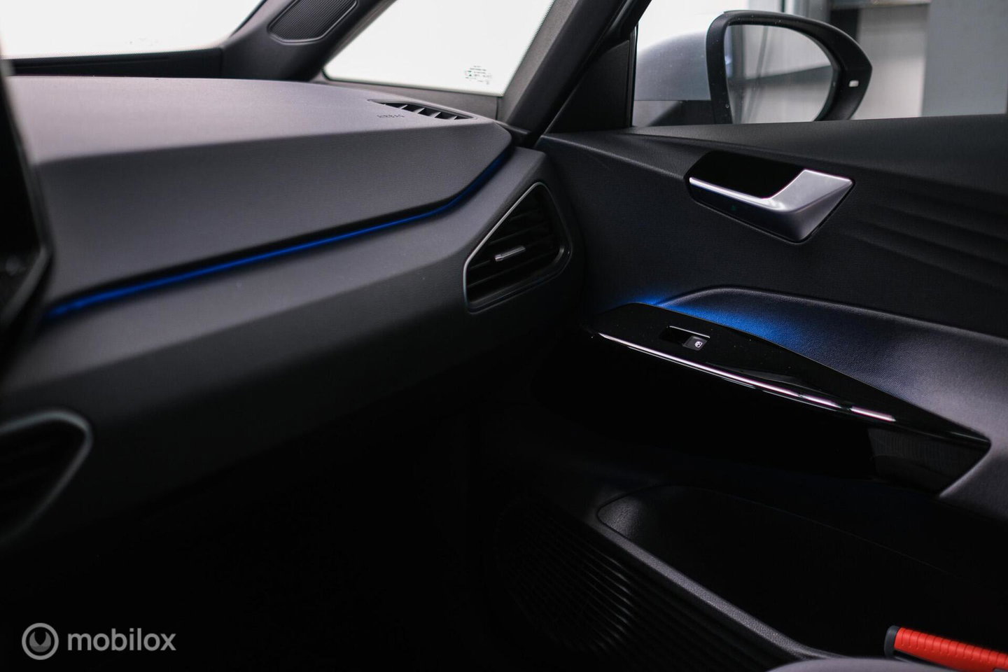 Volkswagen ID.3 Pro 58 kWh | SOH 93% | Stoel + stuur verwarming | NAP NL auto | PDC | DAB | rijklaarprijs |