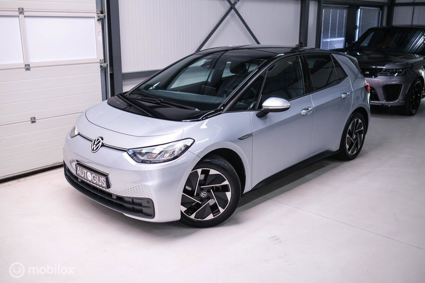 Volkswagen ID.3 Pro 58 kWh | SOH 93% | Stoel + stuur verwarming | NAP NL auto | PDC | DAB | rijklaarprijs |
