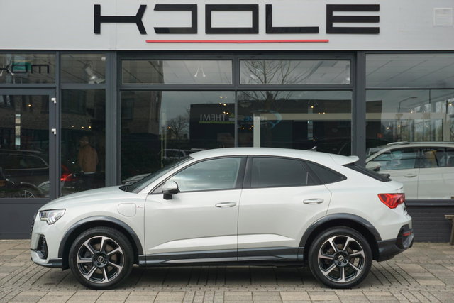Audi Q3 - Sportback 45 TFSI e S Edition | ACC | Trekhaak
