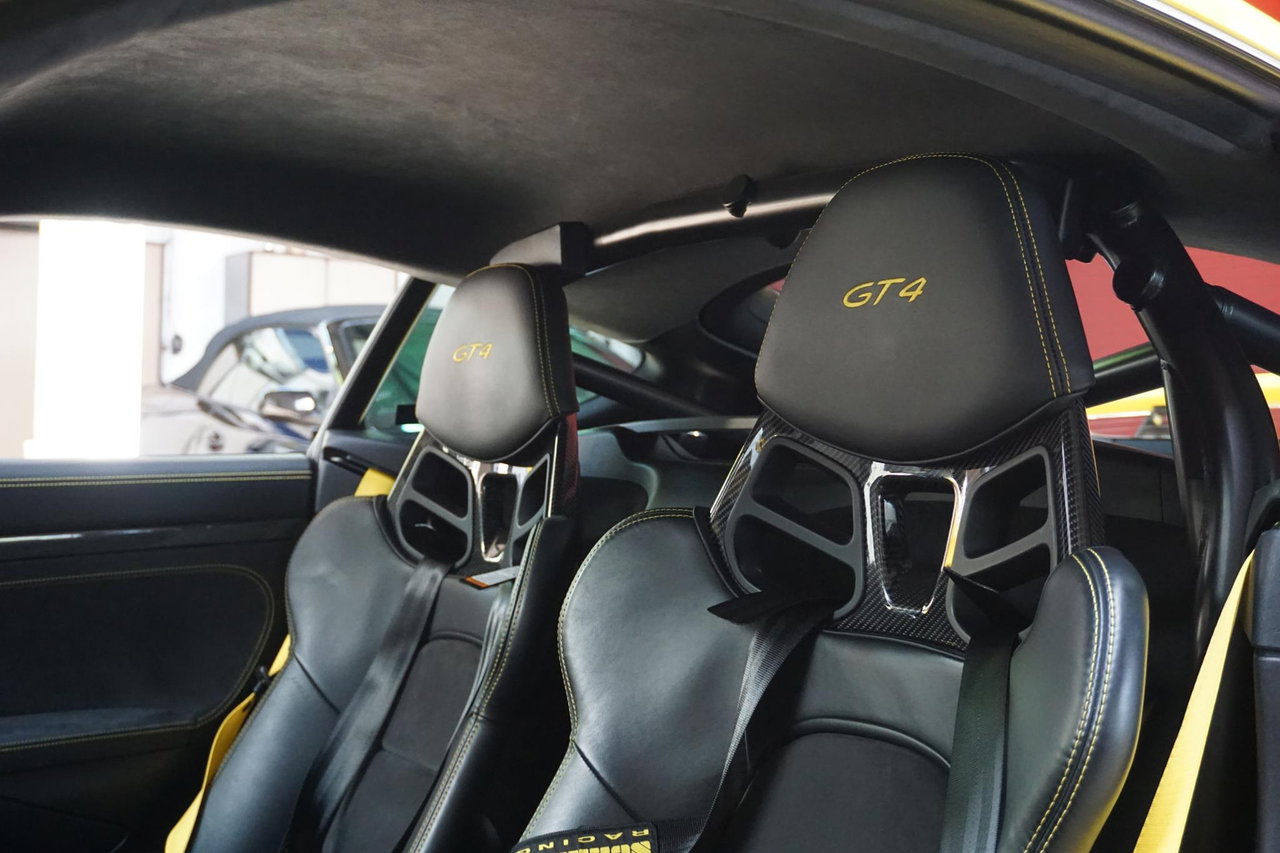Porsche Cayman