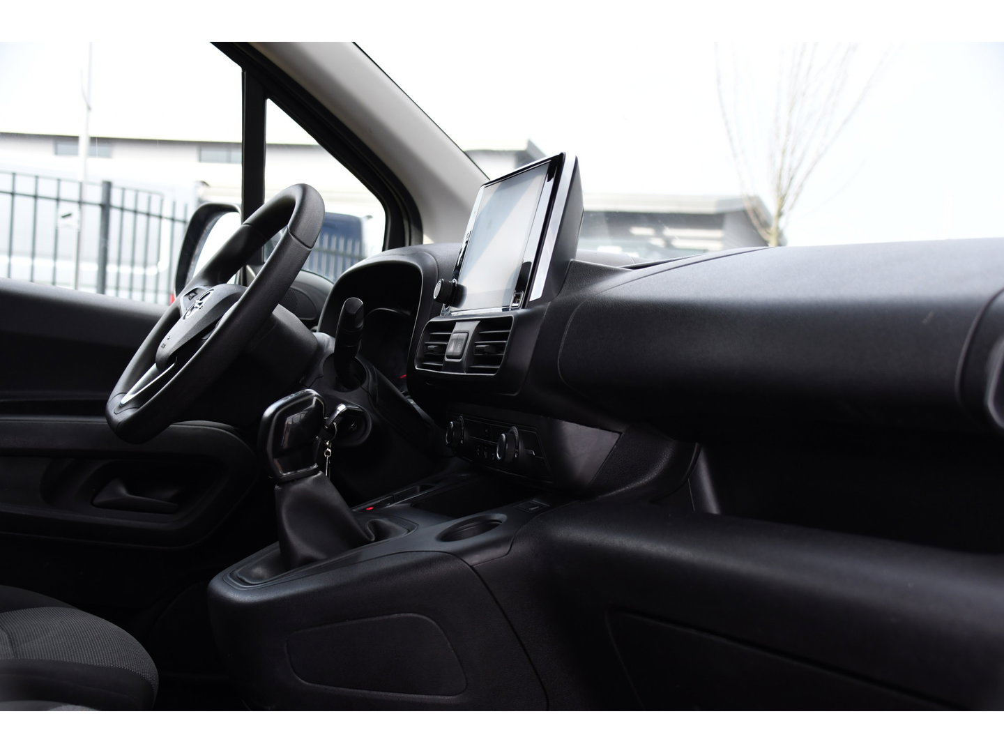 Opel Combo 1.5D L2H1 Edition Cruise, Carplay, Sensoren, 102pk, Multimedia, Airco, Trekhaak, LM Velg, Uniek!