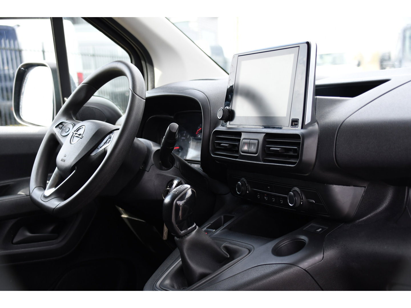 Opel Combo 1.5D L2H1 Edition Cruise, Carplay, Sensoren, 102pk, Multimedia, Airco, Trekhaak, LM Velg, Uniek!
