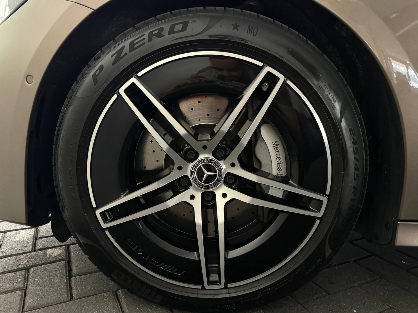 Mercedes-Benz E-Klasse 200 AMG Pano|Memory|3e Scherm|BTW|Trekhaak