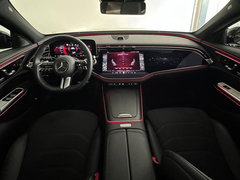 Mercedes-Benz E-Klasse 200 AMG Pano|Memory|3e Scherm|BTW|Trekhaak