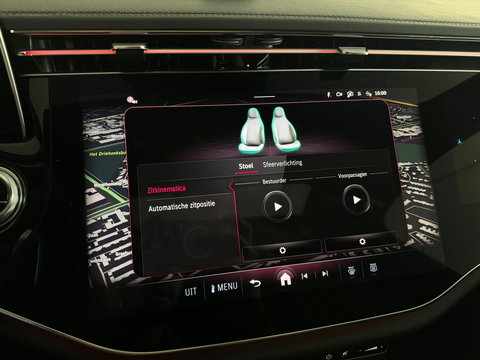 Mercedes-Benz E-Klasse 200 AMG Pano|Memory|3e Scherm|BTW|Trekhaak