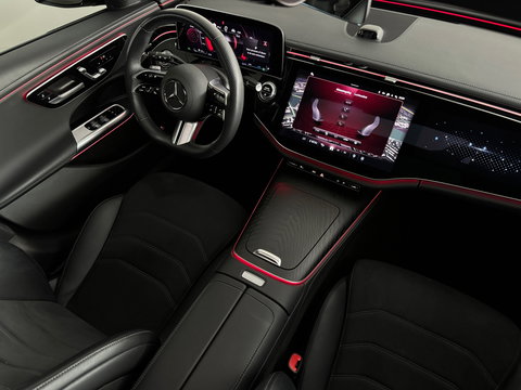 Mercedes-Benz E-Klasse 200 AMG Pano|Memory|3e Scherm|BTW|Trekhaak