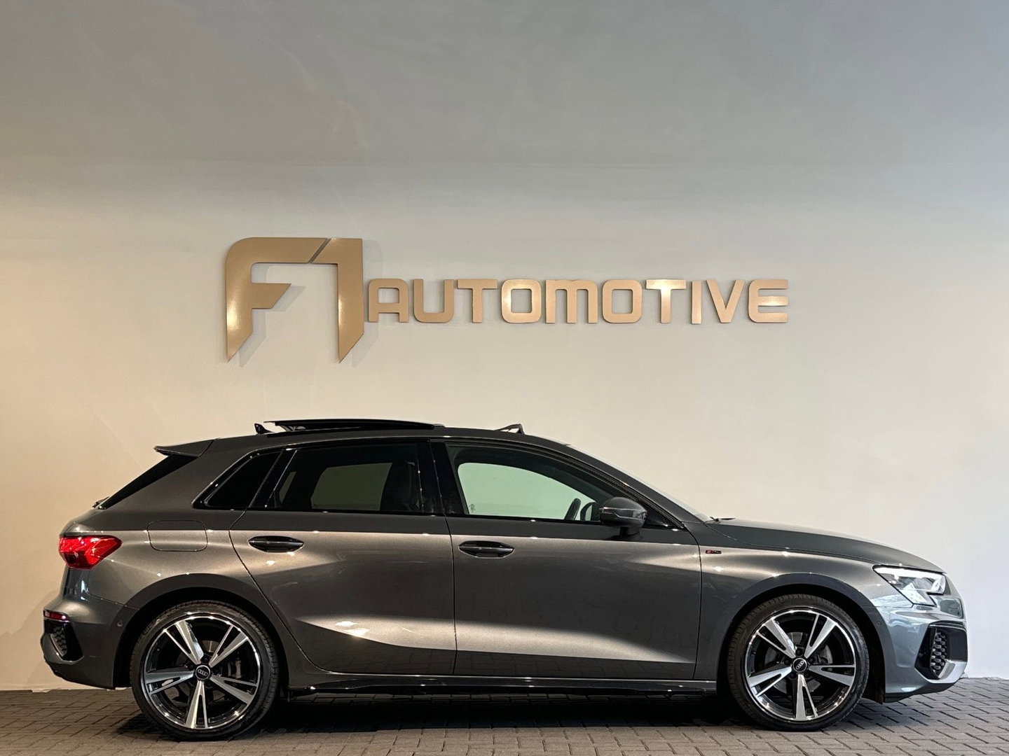 Audi A3 Sportback 35 TFSI S Line Pano|Keyles|B&O|RS Seat|ACC