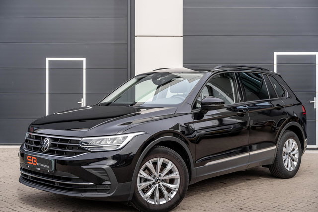 Volkswagen Tiguan - 1.5 TSI Life Business Camera|Carplay|Vol!